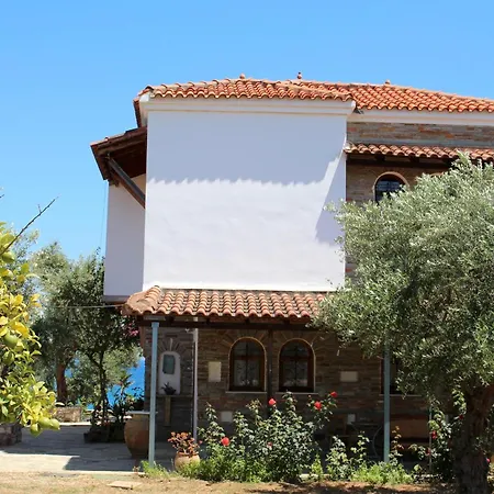 Blue Fox 1 Feriehus Chrani