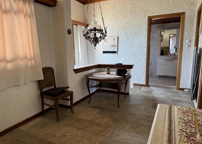 Blue Fox 1 Vakantiehuis Chrani